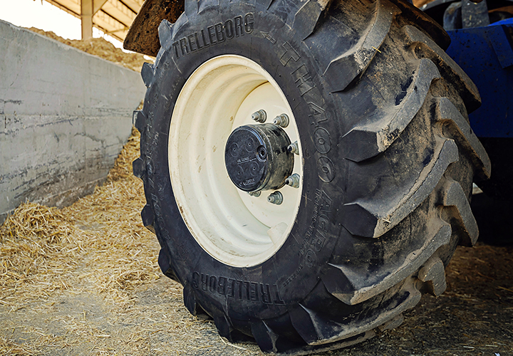 伸缩臂叉车、挖掘机 & 装载机 | Trelleborg Wheels-CN